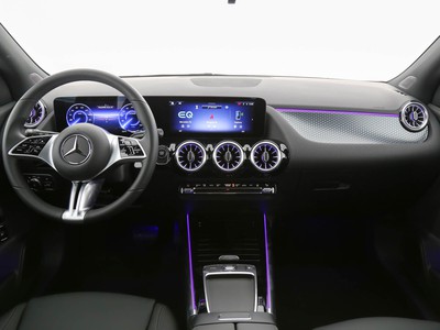 Mercedes EQA - foto 9