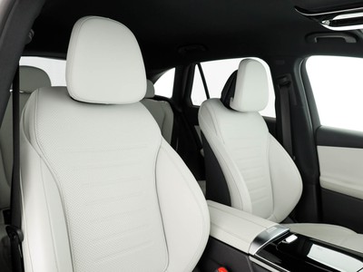 Mercedes GLC - foto 12