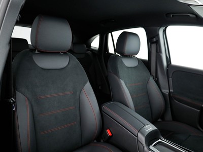 Mercedes GLA - foto 12