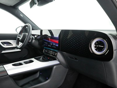 Mercedes GLB - foto 10