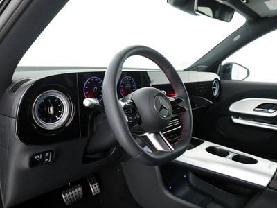 Mercedes GLB - foto 11