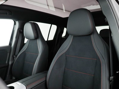 Mercedes GLB - foto 13