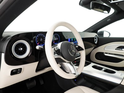 Mercedes CLA Shooting Brake - foto 11