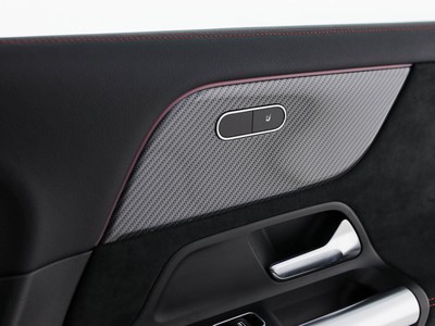 Mercedes GLA - foto 18