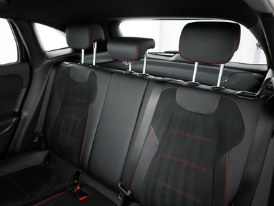 Mercedes GLA - foto 14