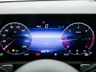 Mercedes GLB - foto 15