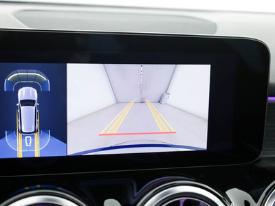 Mercedes GLB - foto 17