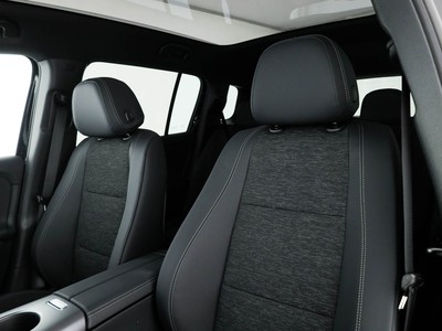 Mercedes GLB - foto 13