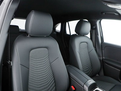 Mercedes EQA - foto 12