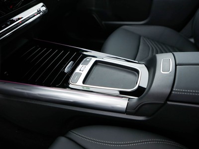 Mercedes EQA - foto 19