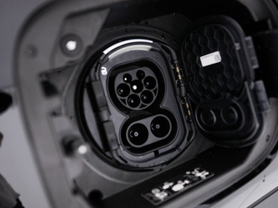 Mercedes EQA - foto 21