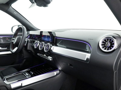 Mercedes GLB - foto 10