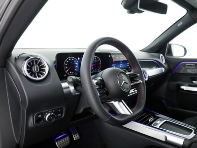 Mercedes GLB - foto 11