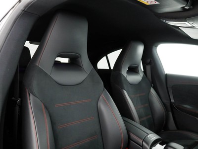 Mercedes CLA Coupè - foto 12