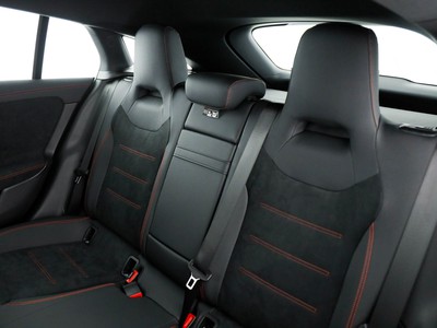 Mercedes CLA Shooting Brake - foto 14