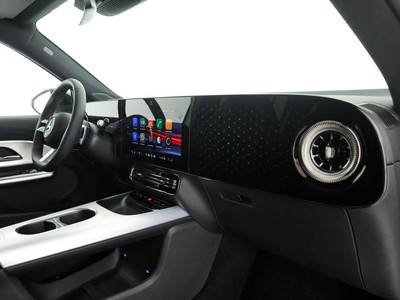 Mercedes GLB - foto 10