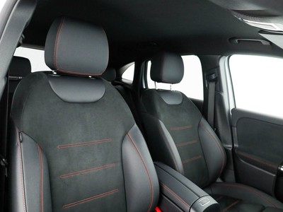 Mercedes GLA - foto 12