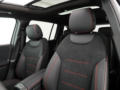 Mercedes GLB - foto 13