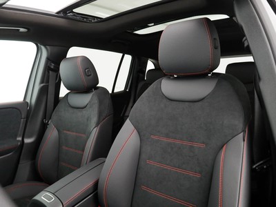 Mercedes GLB - foto 13