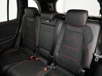 Mercedes GLB - foto 14