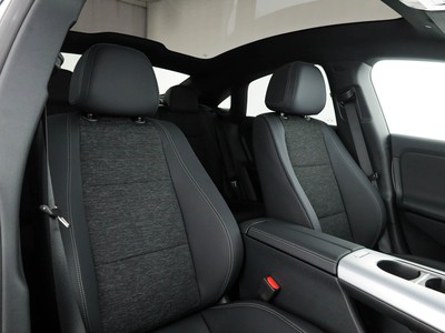 Mercedes CLA Coupè - foto 12