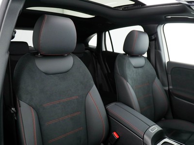 Mercedes GLA - foto 12