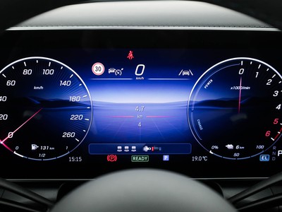 Mercedes GLC - foto 15