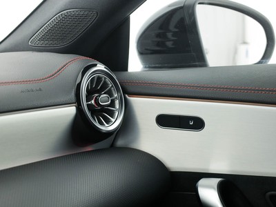 Mercedes CLA Coupè - foto 18