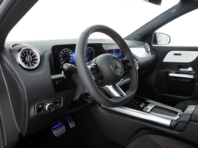 Mercedes GLA - foto 11