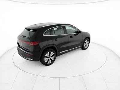 Mercedes EQA - foto 4