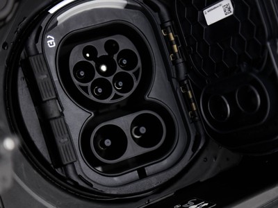 Mercedes EQA - foto 21