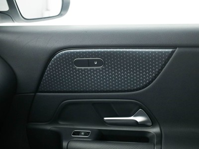 Mercedes GLA - foto 18
