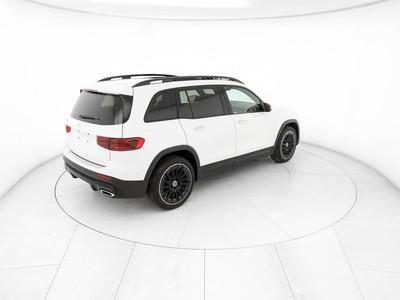 Mercedes GLB - foto 4