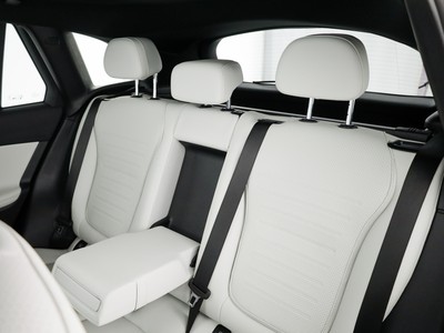 Mercedes GLC - foto 11
