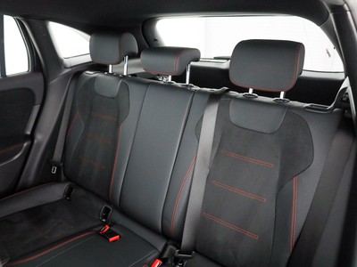 Mercedes GLA - foto 11