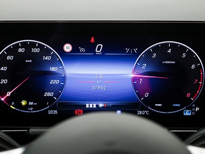Mercedes GLA - foto 12