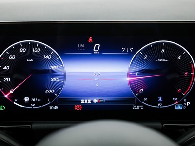 Mercedes GLA - foto 12