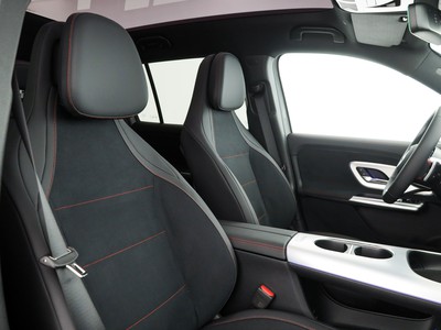 Mercedes GLB - foto 10