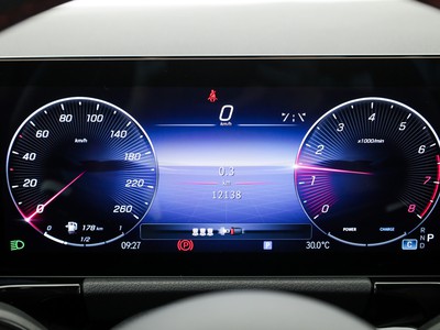 Mercedes GLA - foto 12