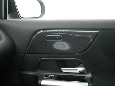 Mercedes GLA - foto 14