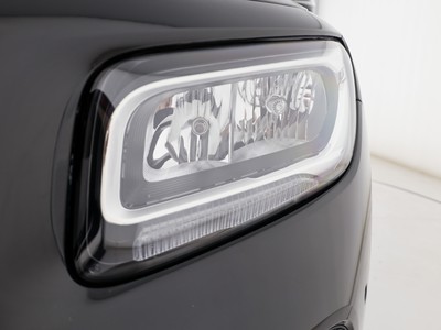 Mercedes GLB - foto 8