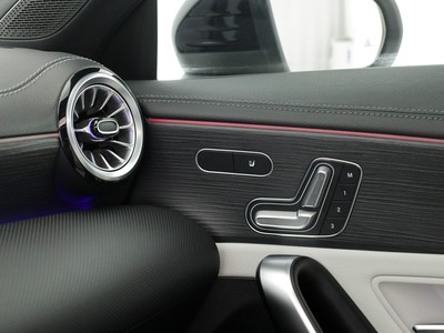 Mercedes CLA Coupè - foto 14