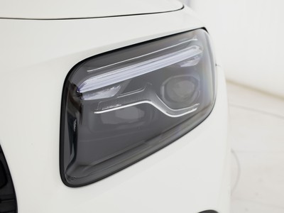 Mercedes GLB - foto 8