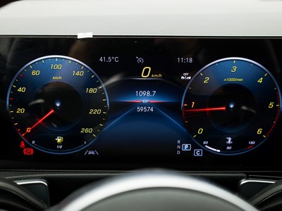 Mercedes GLB - foto 12