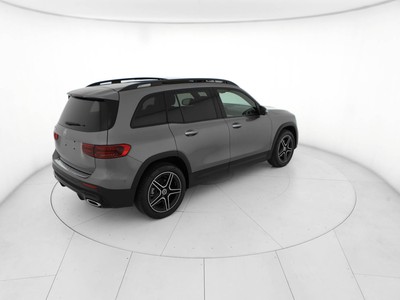 Mercedes GLB - foto 4