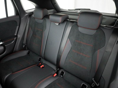 Mercedes GLA - foto 14