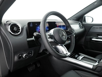 Mercedes GLA - foto 11