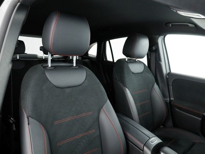 Mercedes GLA - foto 12