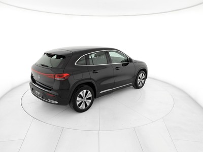 Mercedes EQA - foto 4
