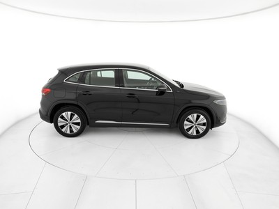Mercedes EQA - foto 5